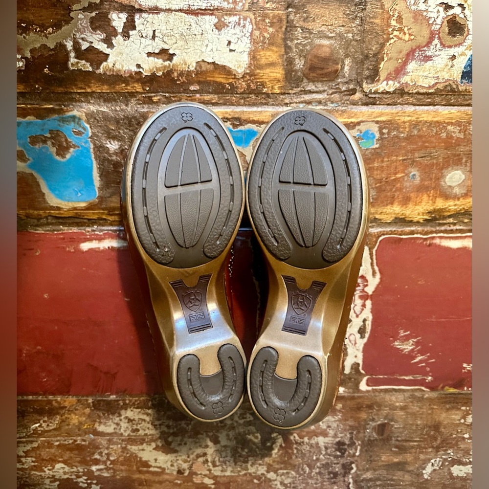 Ariat Leather Clogs - Picture 4 of 8
